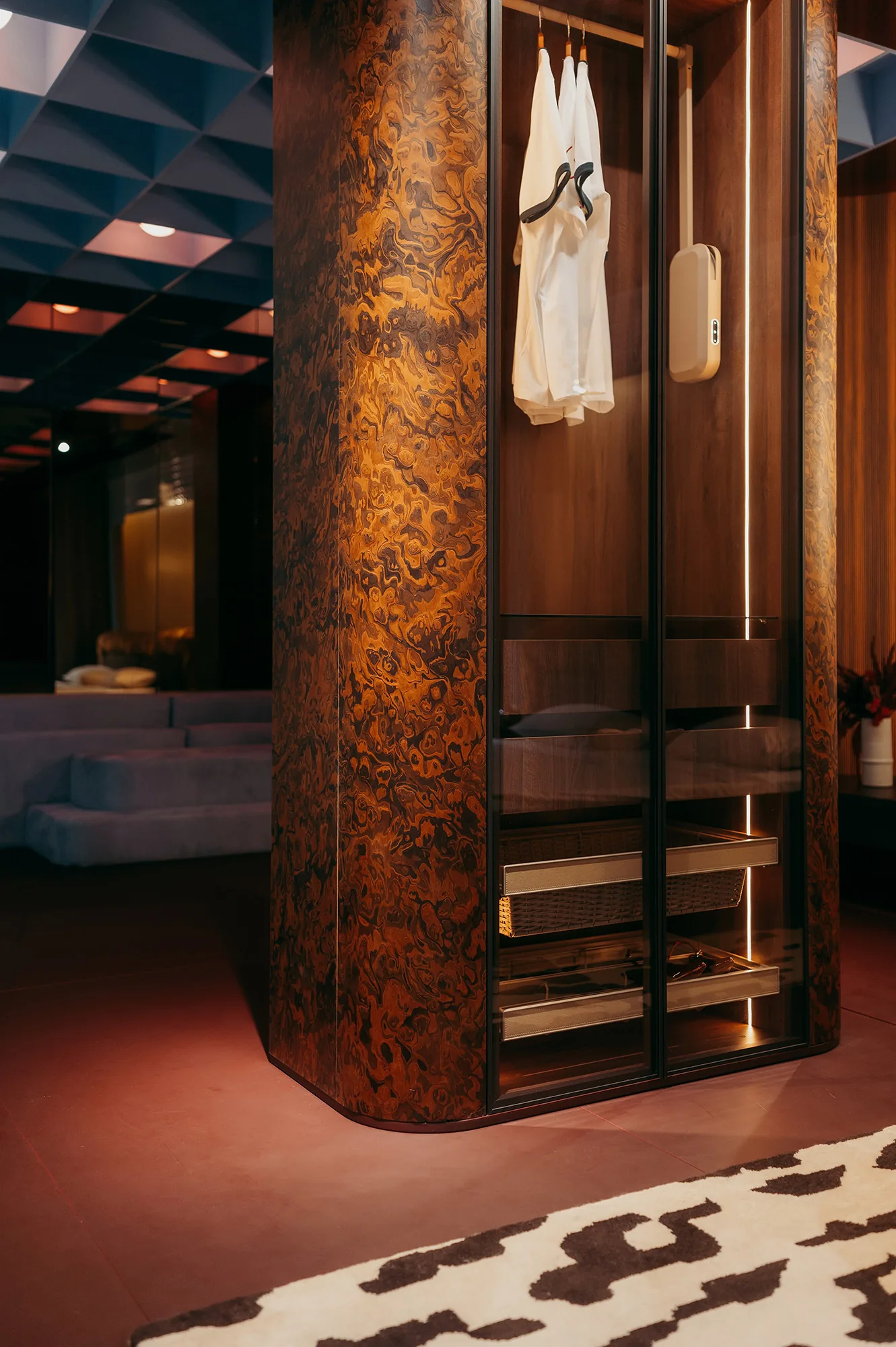 ALPI California Burl